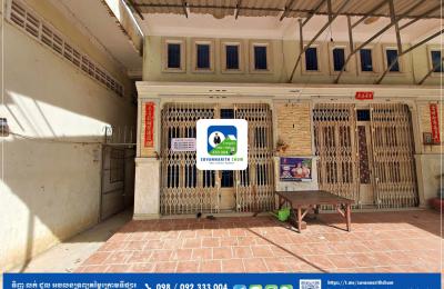 #ផ្ទះល្វែងលក់បន្ទាន់នៅខាងក្រោយផ្សារជម្ពូវ័ន