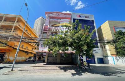 អាគារកែង និង ដីសម្រាប់ជួលតម្លៃល្អសមរម្យ