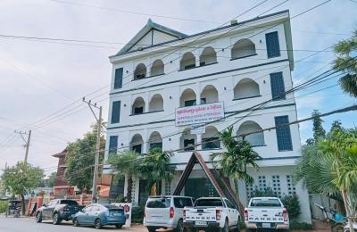 សណ្ឋាគារ ស៊ូផាត់សាលា